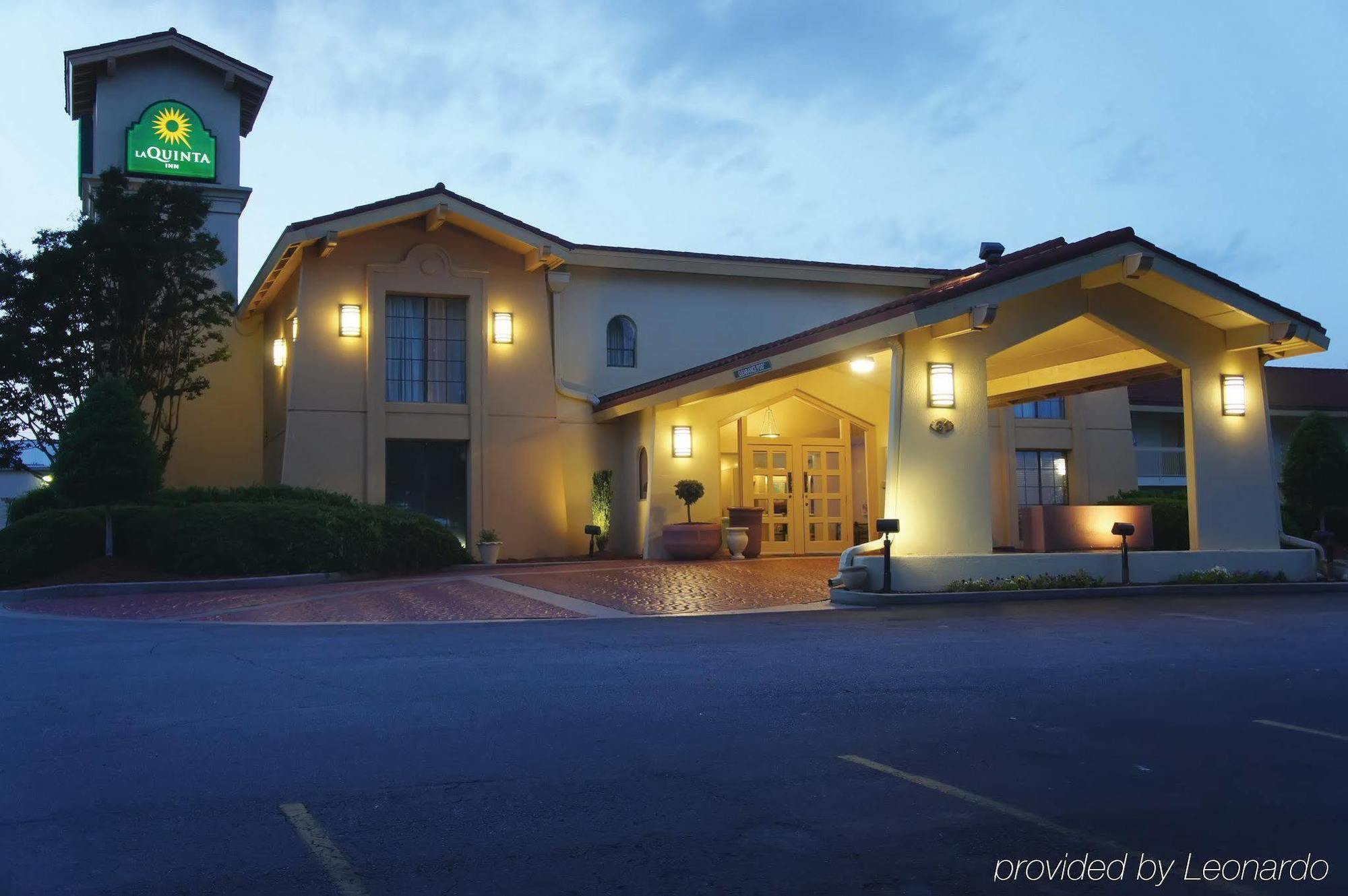 Baymont By Wyndham Greenville Woodruff Rd Экстерьер фото